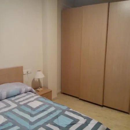 Alvaro Apartamento *