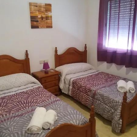 Apartamento Alvaro Apartment Deltebre